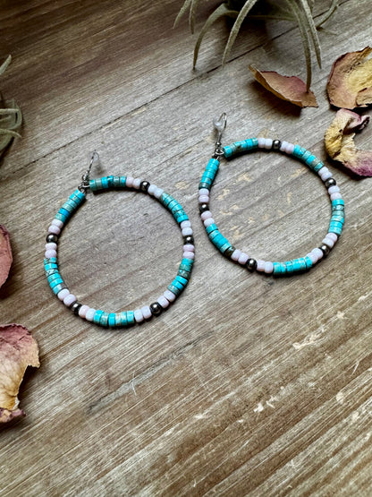 Turquoise Variscite & Pink Conch Hoop Earrings –  Exclusive Bijoux FAB Design