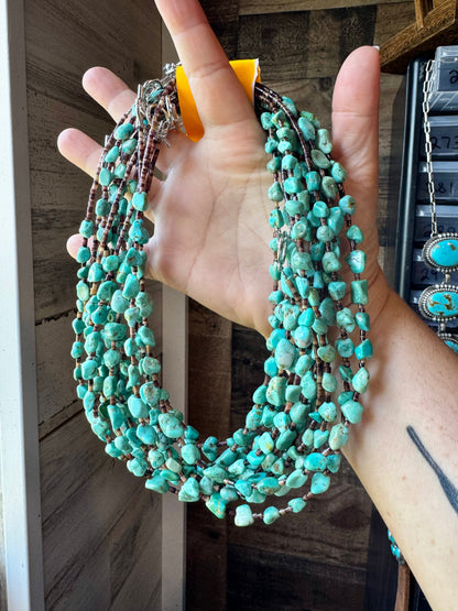 19" Turquoise and Shell Necklace – Bright Natural Stones